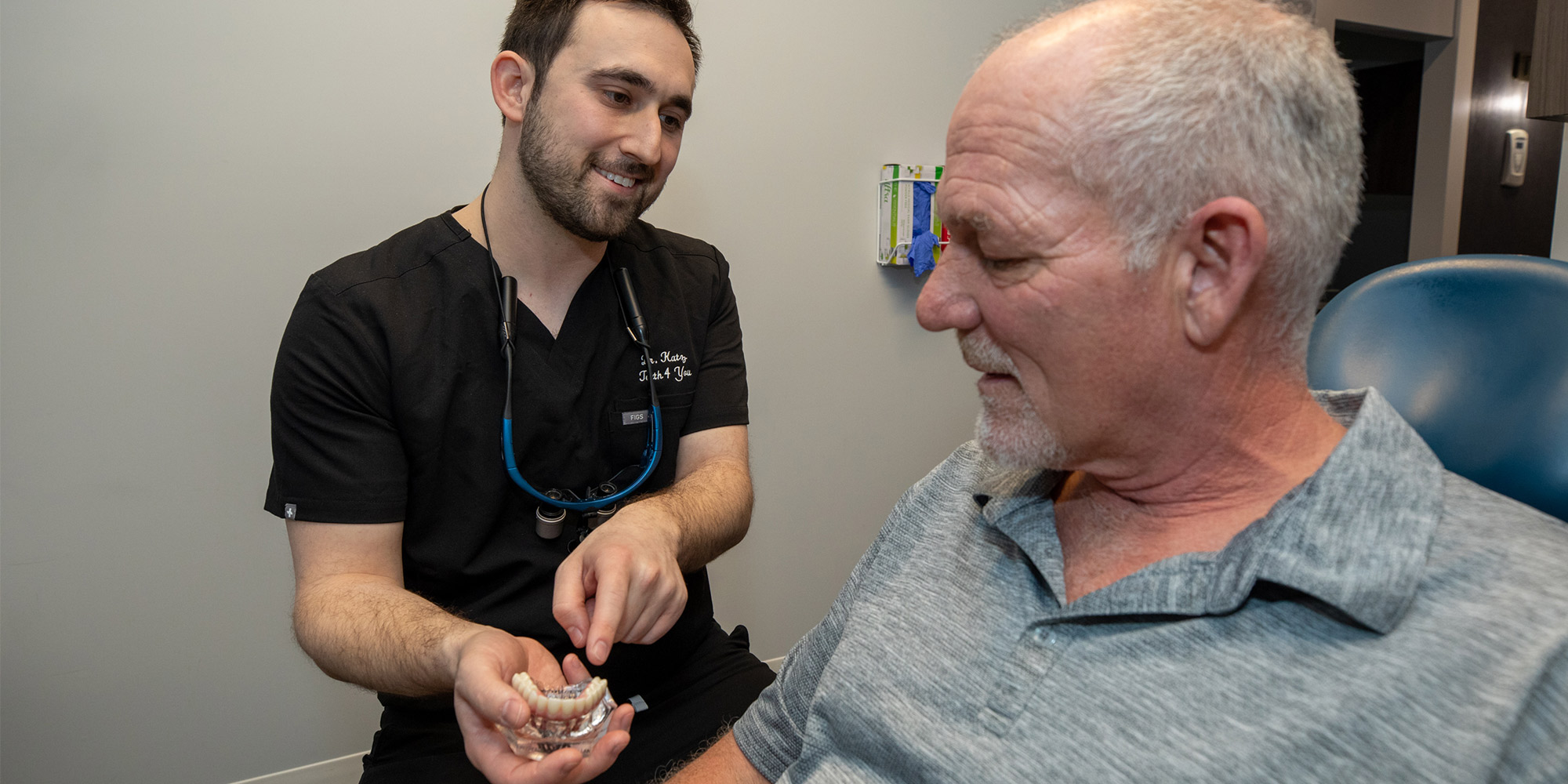 Dr patient consultation