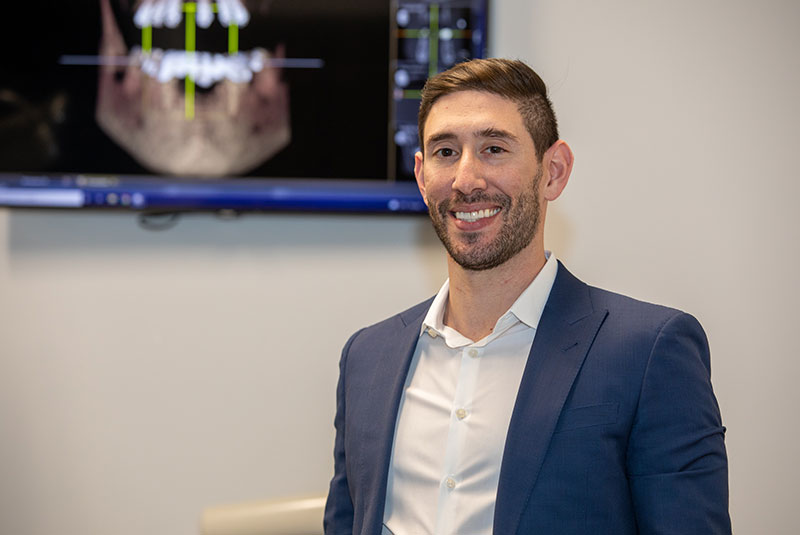 Dr. Bajtner